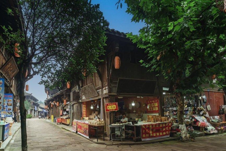 台钓鱼钩那么多，选晕了，能教教我怎么选吗？